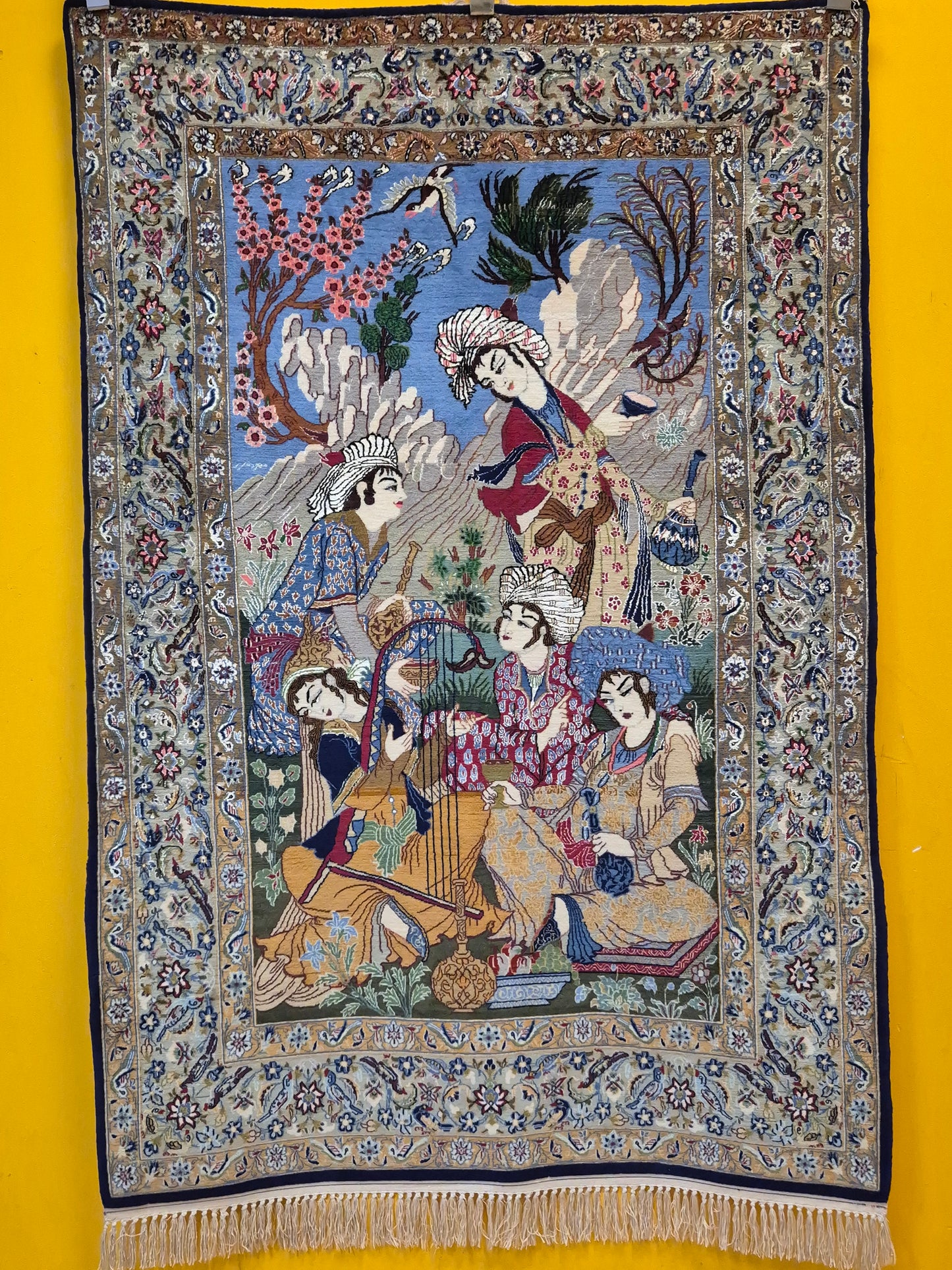 Isfahan Teppich Korkwolle mit Seide figürlich fein signiert