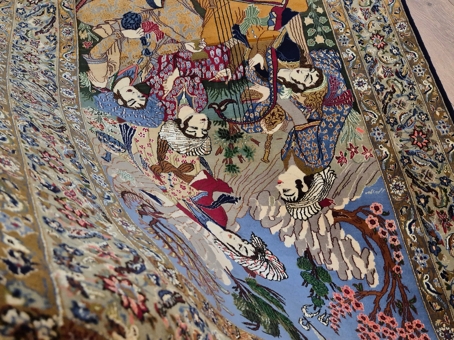 Isfahan Teppich Korkwolle mit Seide figürlich fein signiert