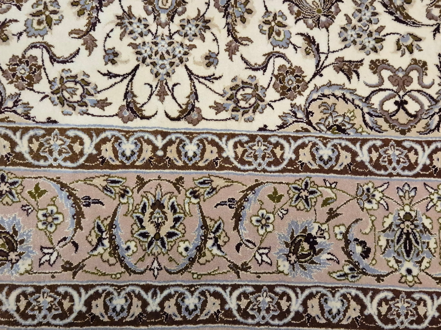 Isfahan Teppich Korkwolle mit Seide Medaillon feine Knüpfung