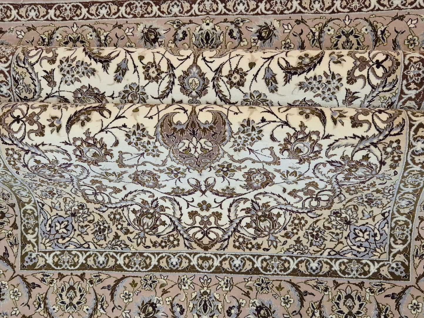 Isfahan Teppich Korkwolle mit Seide Medaillon feine Knüpfung