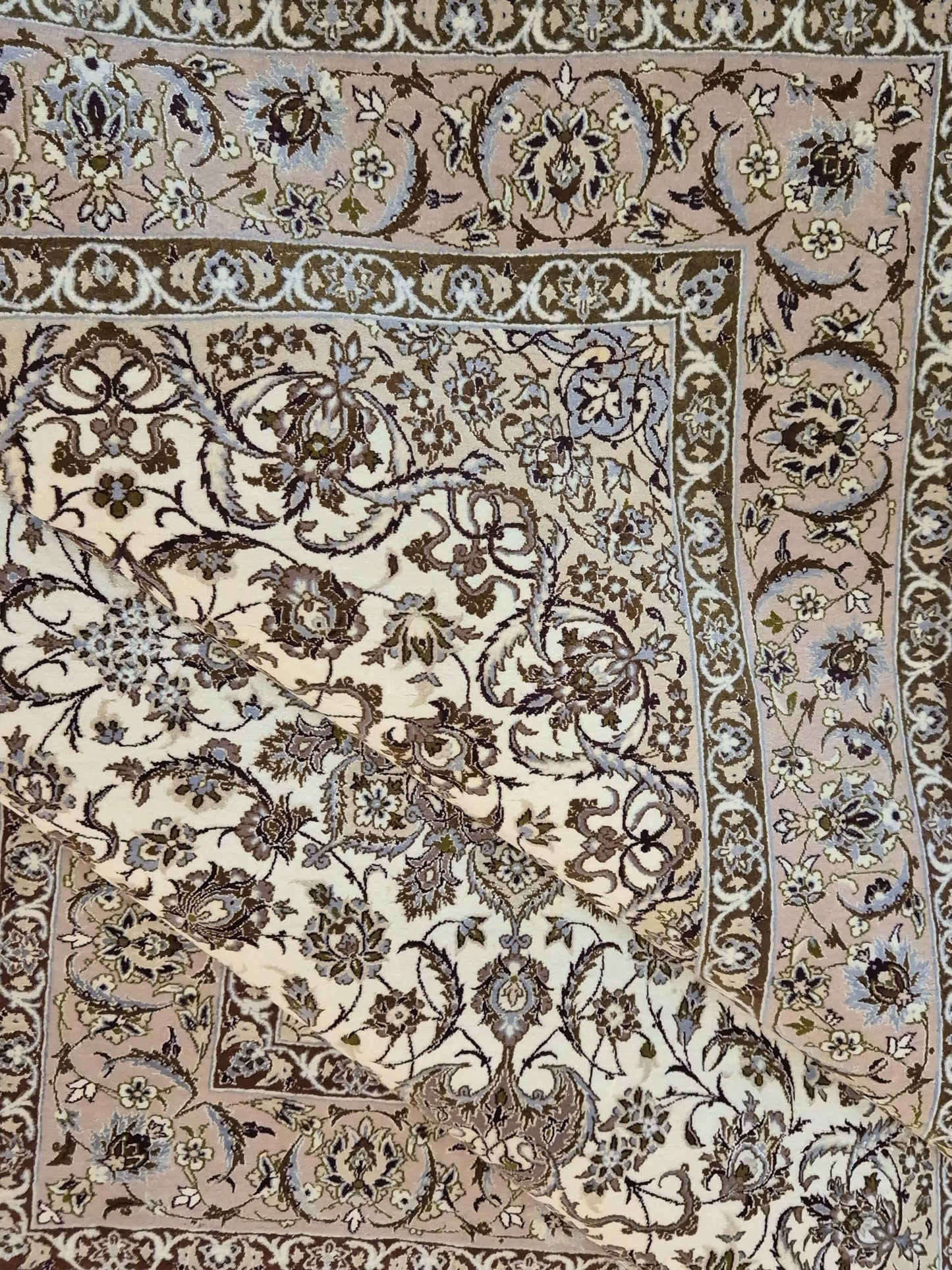 Isfahan Teppich Korkwolle mit Seide Medaillon feine Knüpfung