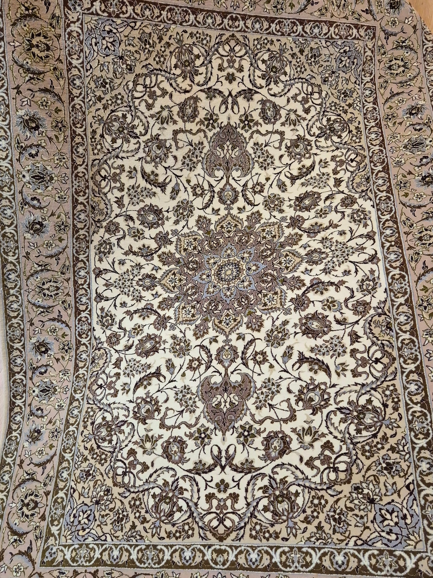 Isfahan Teppich Korkwolle mit Seide Medaillon feine Knüpfung