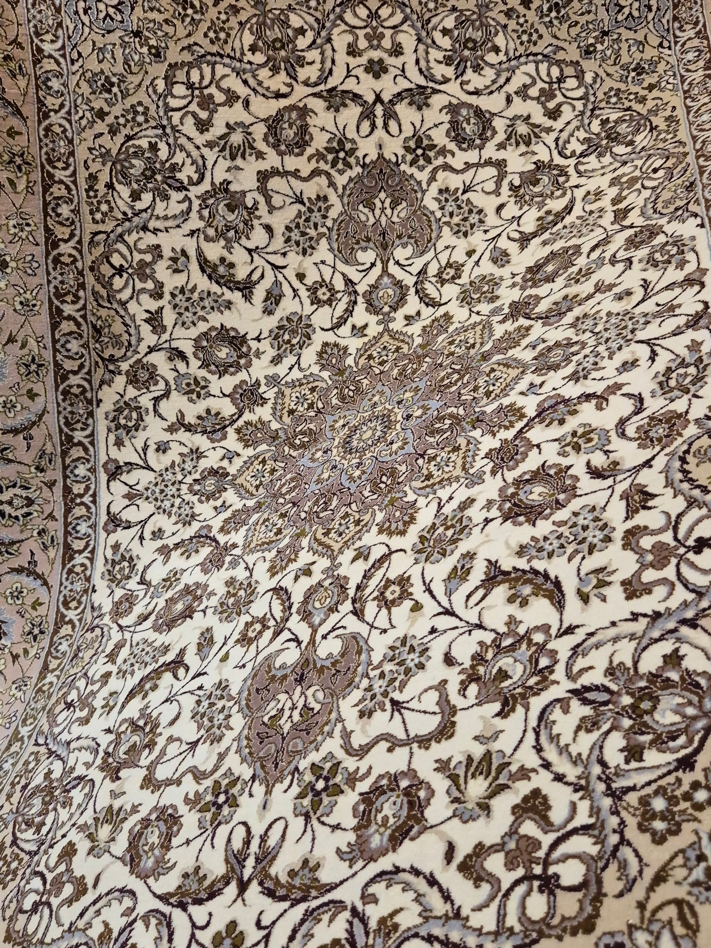 Isfahan Teppich Korkwolle mit Seide Medaillon feine Knüpfung