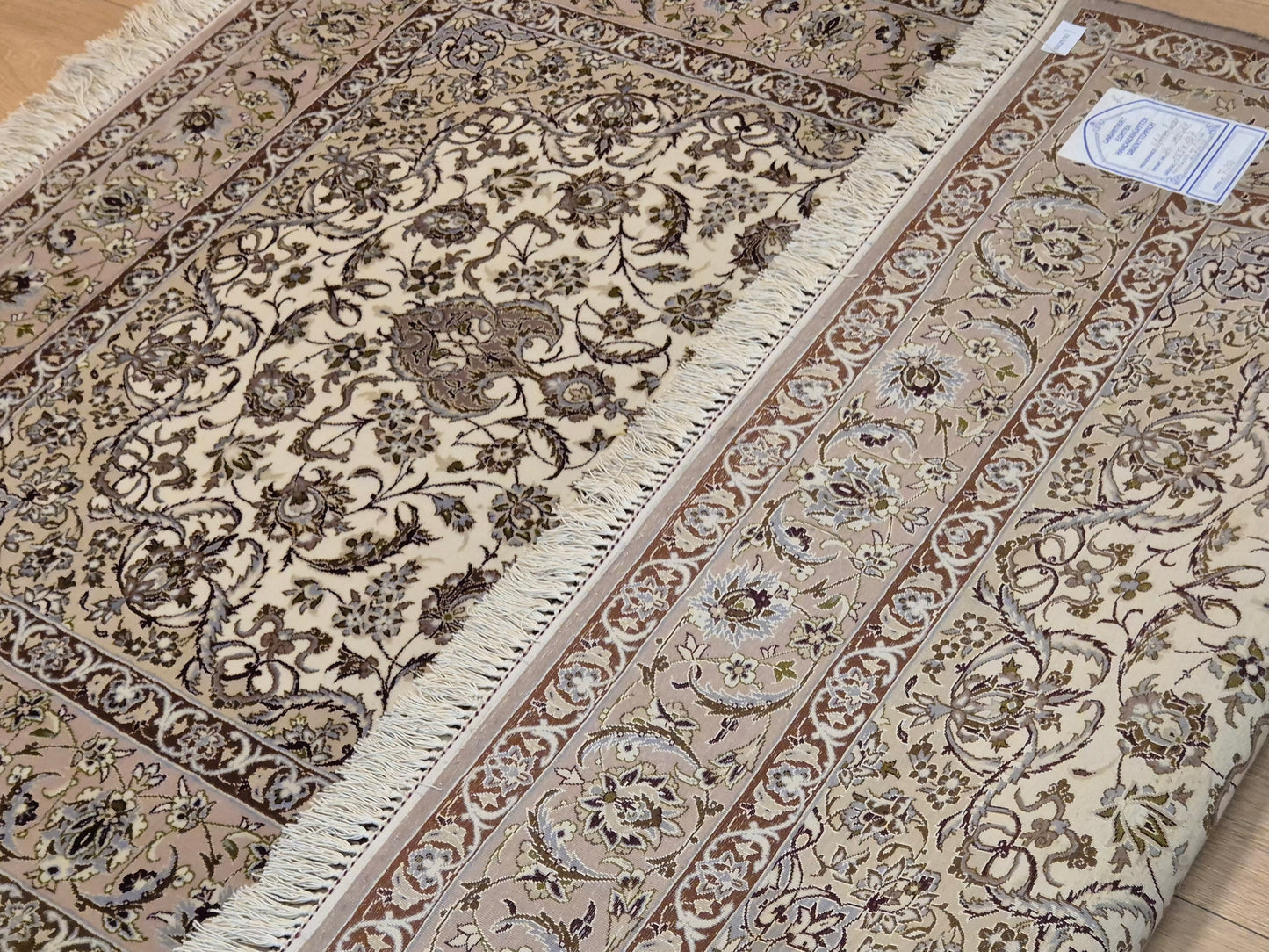 Isfahan Teppich Korkwolle mit Seide Medaillon feine Knüpfung