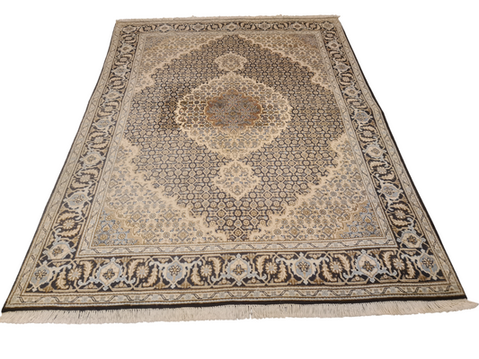 Perserteppich Orientteppich Handgeknüpfter Teppich Täbris 205x150cm