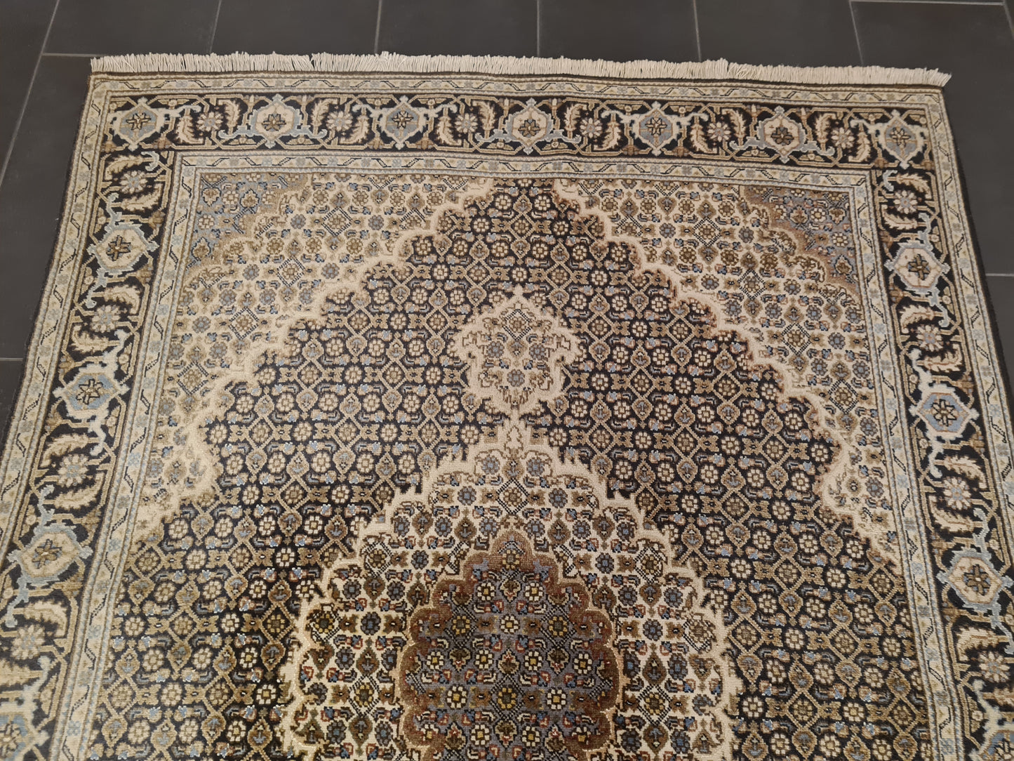 Perserteppich Orientteppich Handgeknüpfter Teppich Täbris 205x150cm