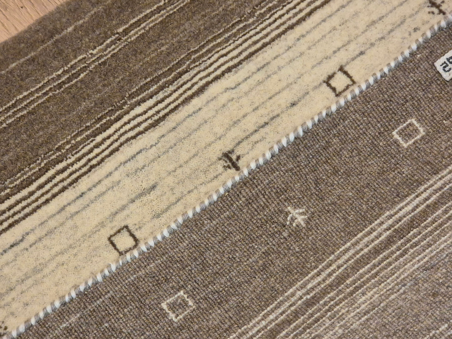 Perser Gabbeh Teppich Schurwolle naturbelassenes Streifenmuster