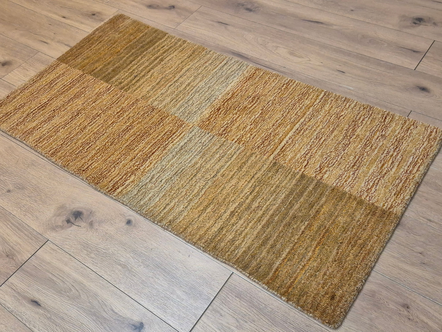 Perser Gabbeh Teppich Schurwolle geometrisches Feldmuster Naturtöne