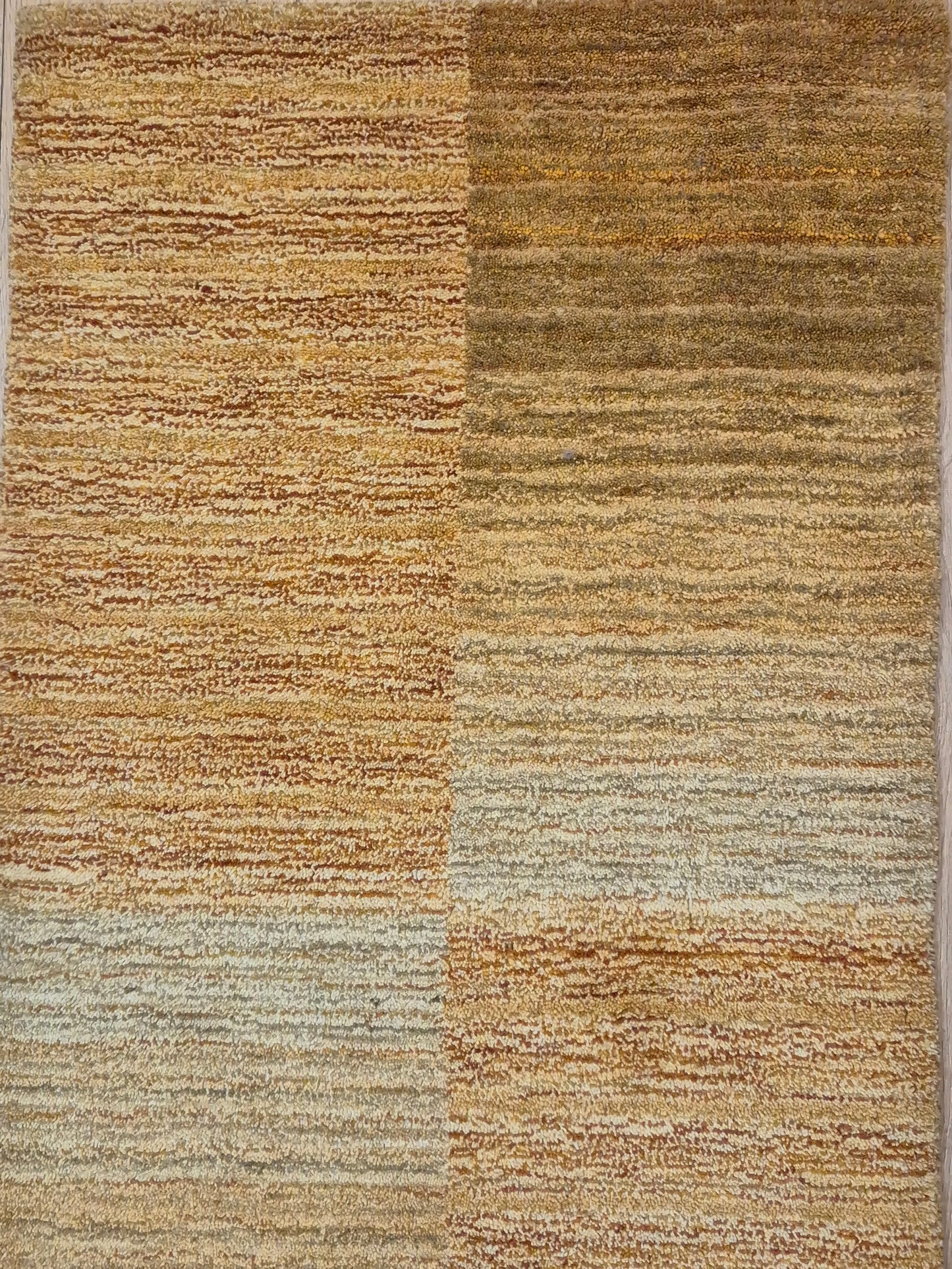 Perser Gabbeh Teppich Schurwolle geometrisches Feldmuster Naturtöne