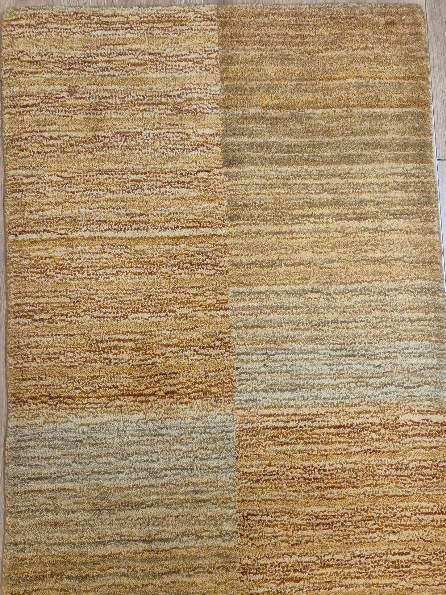 Perser Gabbeh Teppich Schurwolle geometrisches Feldmuster Naturtöne