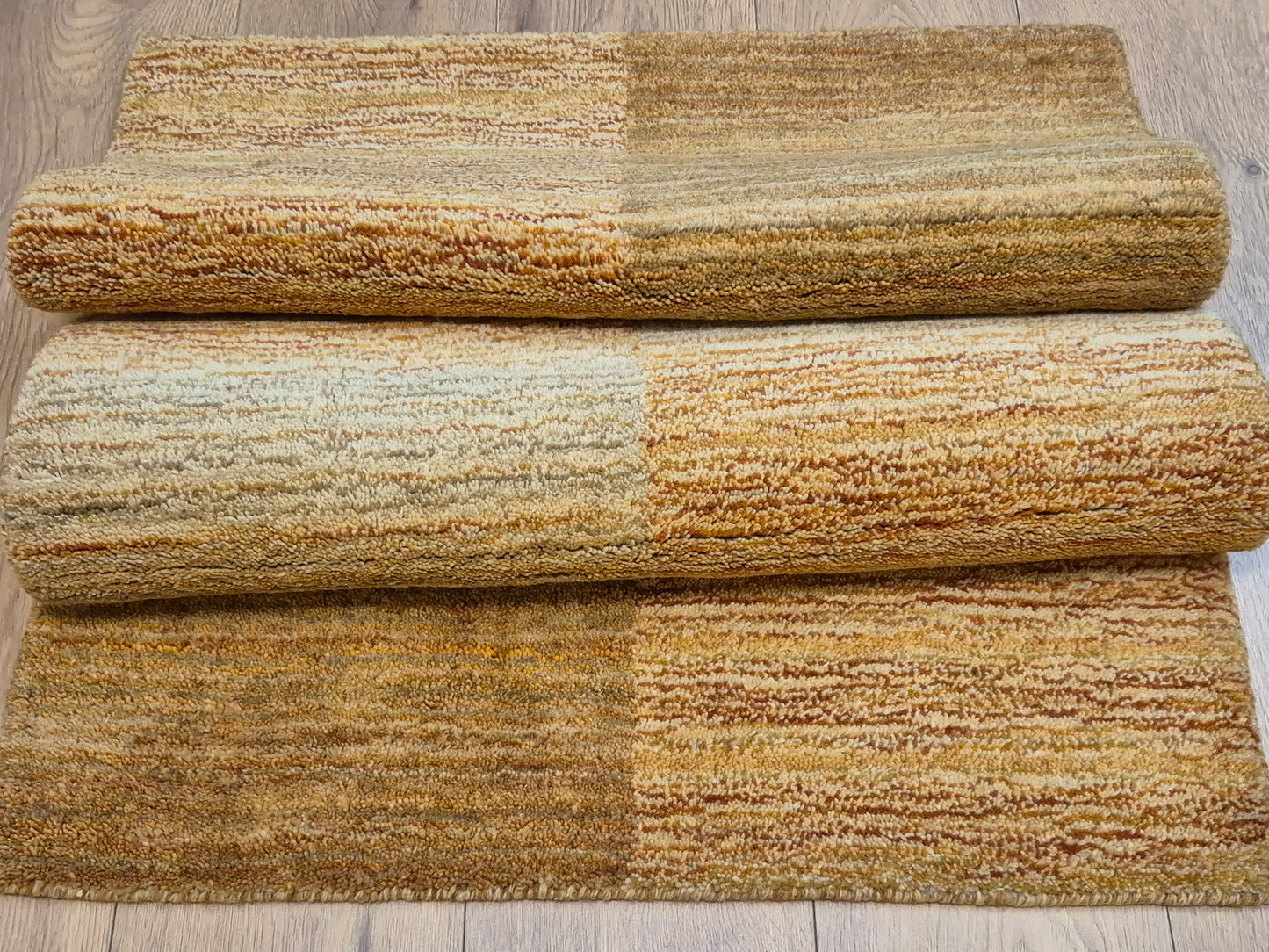 Perser Gabbeh Teppich Schurwolle geometrisches Feldmuster Naturtöne