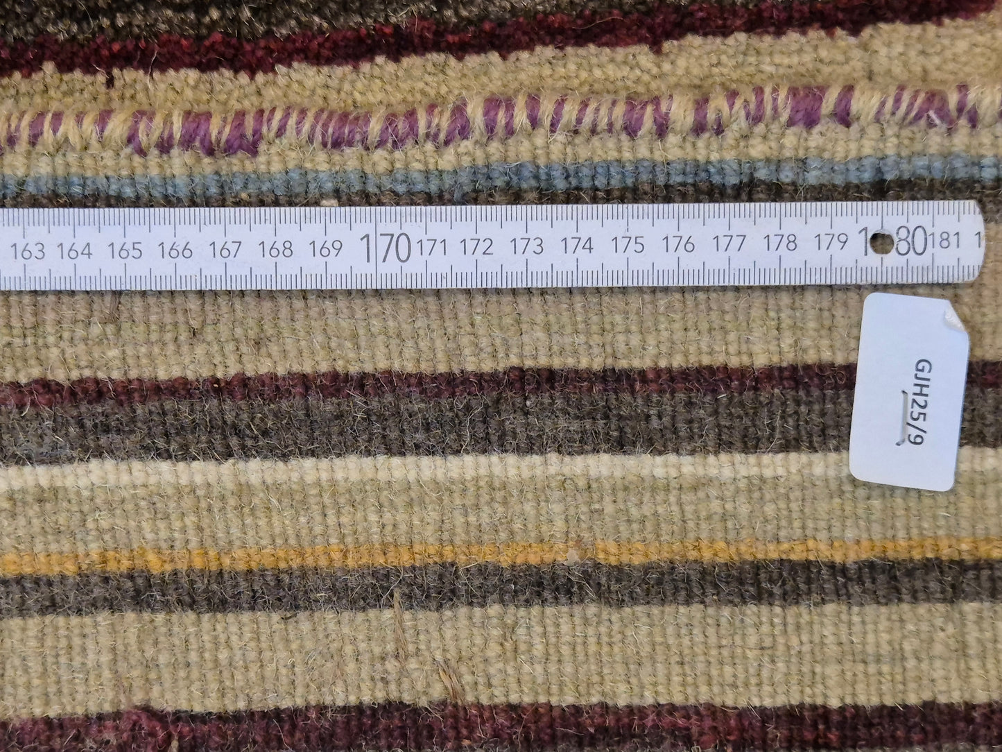 Perser Gabbeh Teppich Schurwolle Streifenmuster erdige Farbpalette