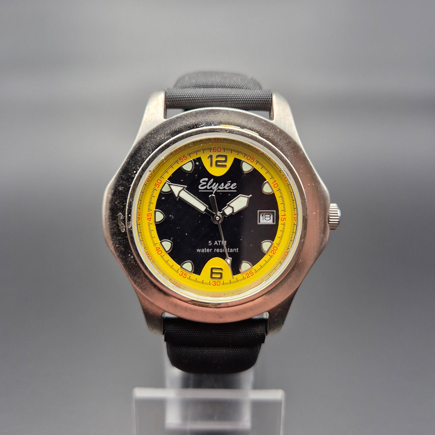 Elysee Herren Uhr – Sportliches Design mit gelbem Akzent