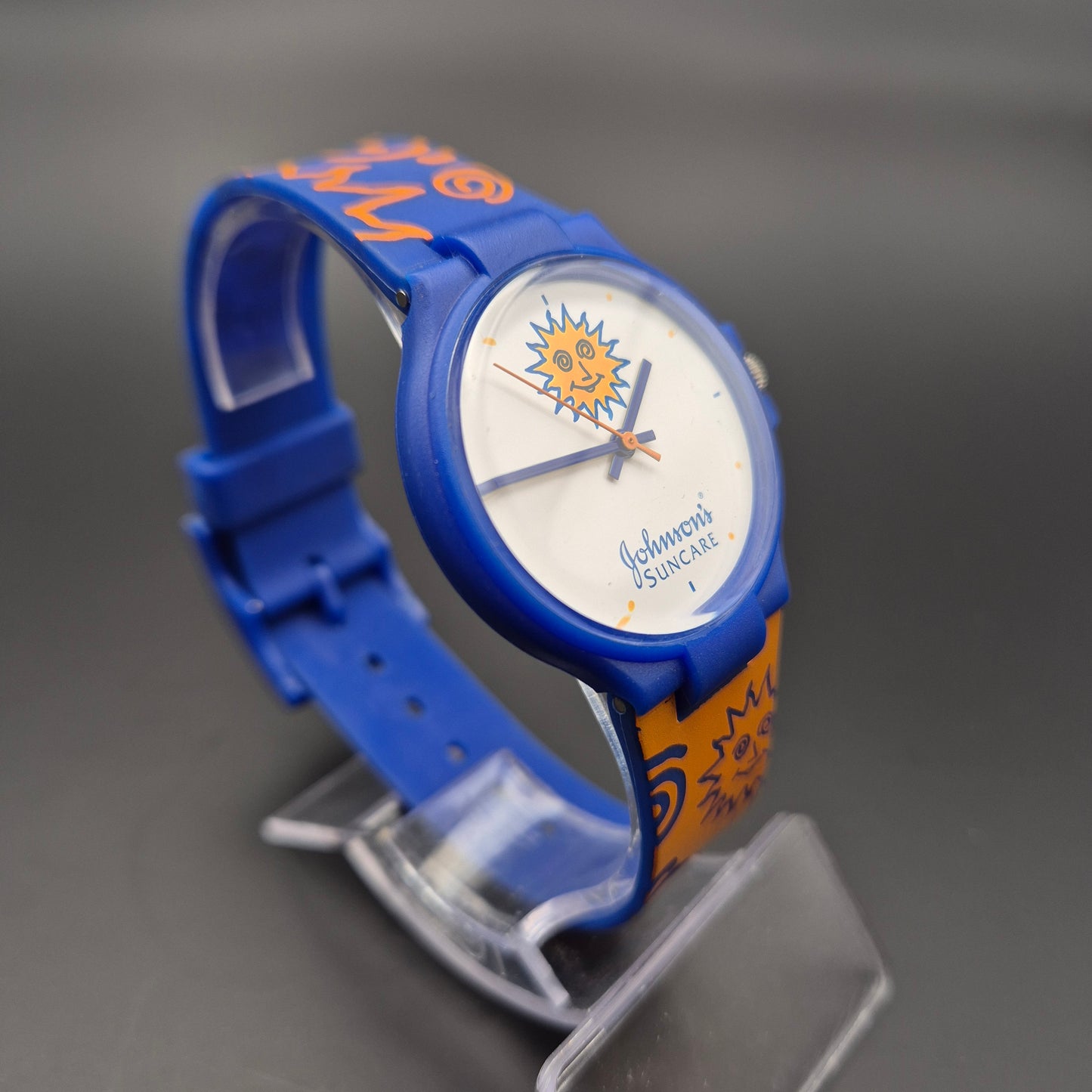 Johnson’s Suncare Uhr – Bunte Sammleruhr im Sommerdesign