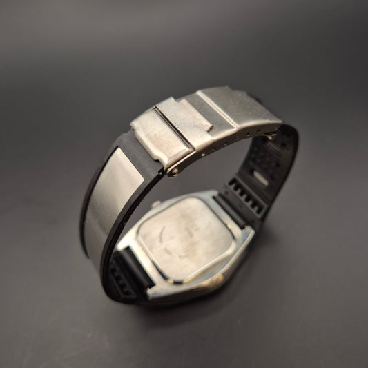 Heavy Herren Uhr – Sportliches Retrodesign mit Edelstahlgehäuse