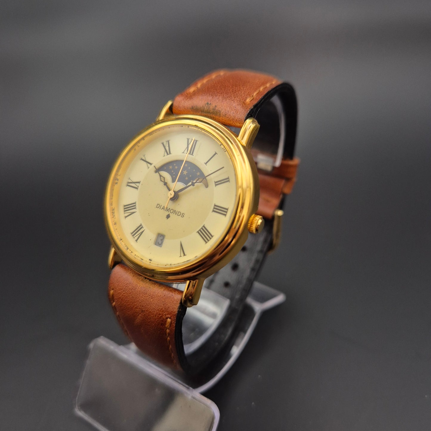 Diamonds Herren Uhr – Klassisches Design mit Mondphasenanzeige