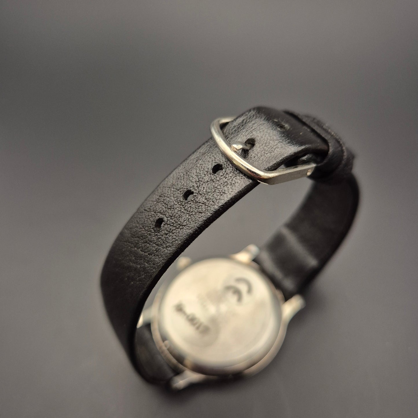 Ned Kelly Herren Uhr – Schlichtes Design mit schwarzem Lederarmband