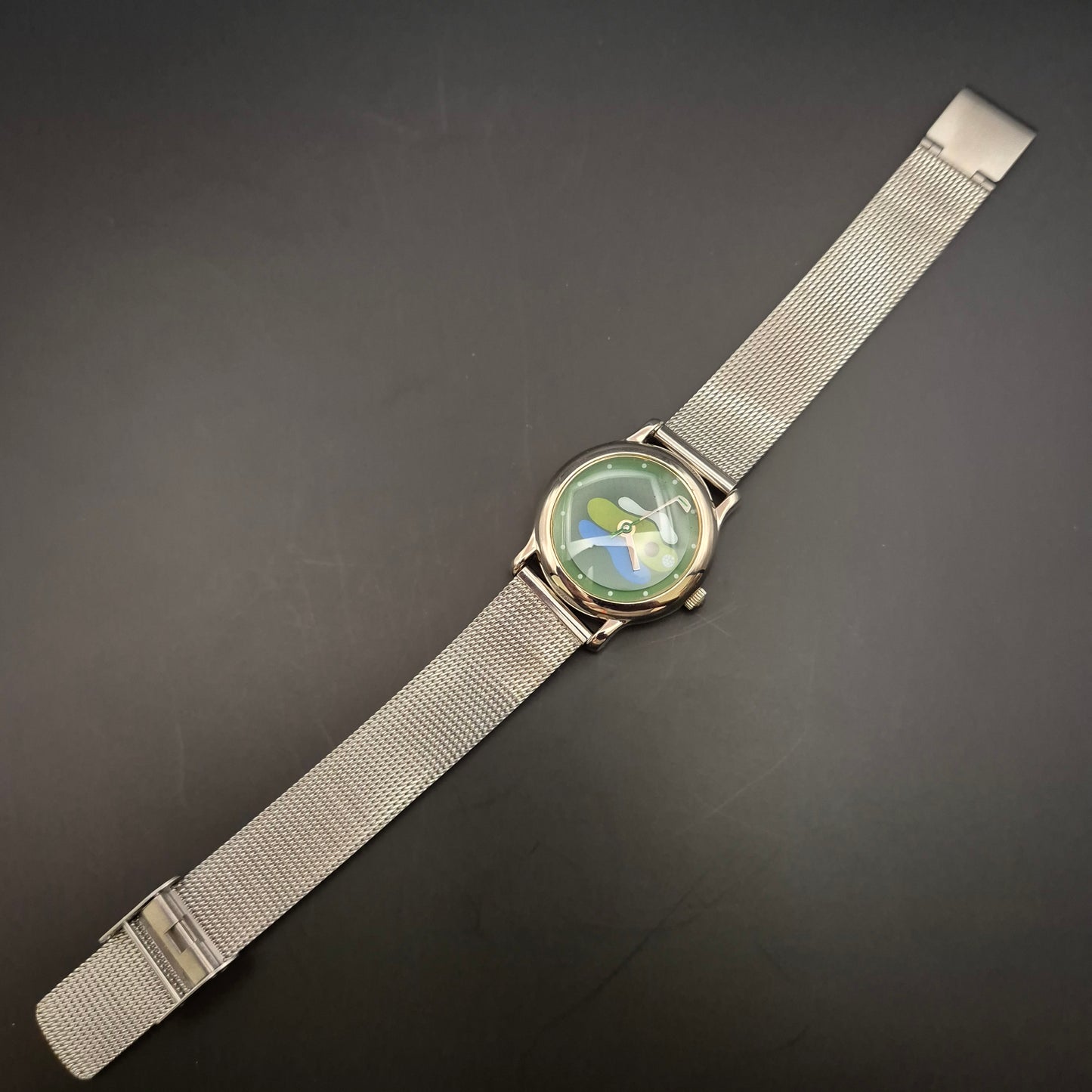 Unisex Uhr – Modernes Design mit grünem Zifferblatt und Meshband