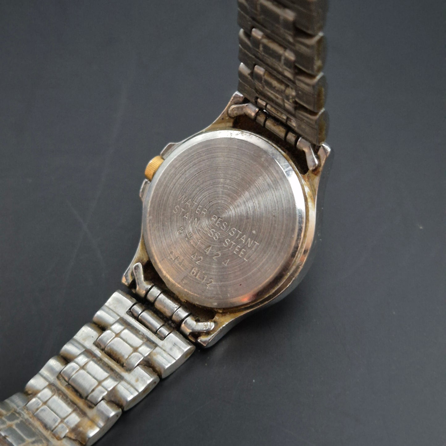 Dugena Damen Uhr – Bicolor Design mit schwarzem Zifferblatt