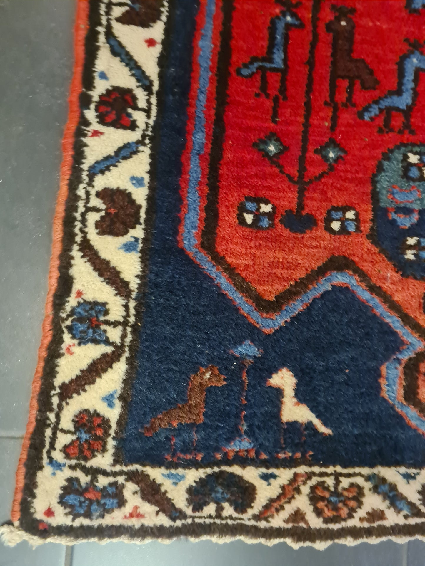 Perserteppich Orientteppich Handgeknüpfter Teppich Afshari 125x75cm
