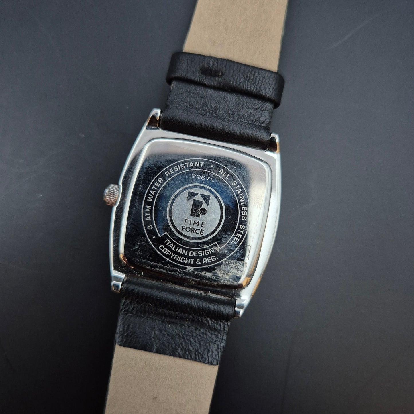 Time Force Uhr – Italienisches Design, Edelstahlgehäuse