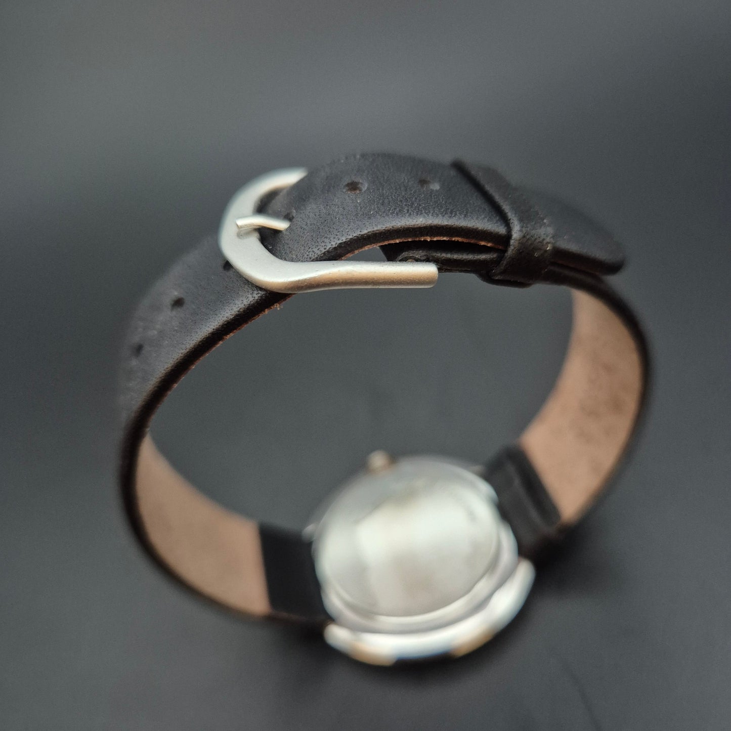 Vintage Regent Herren Uhr – Einzigartiges Design mit Lederarmband