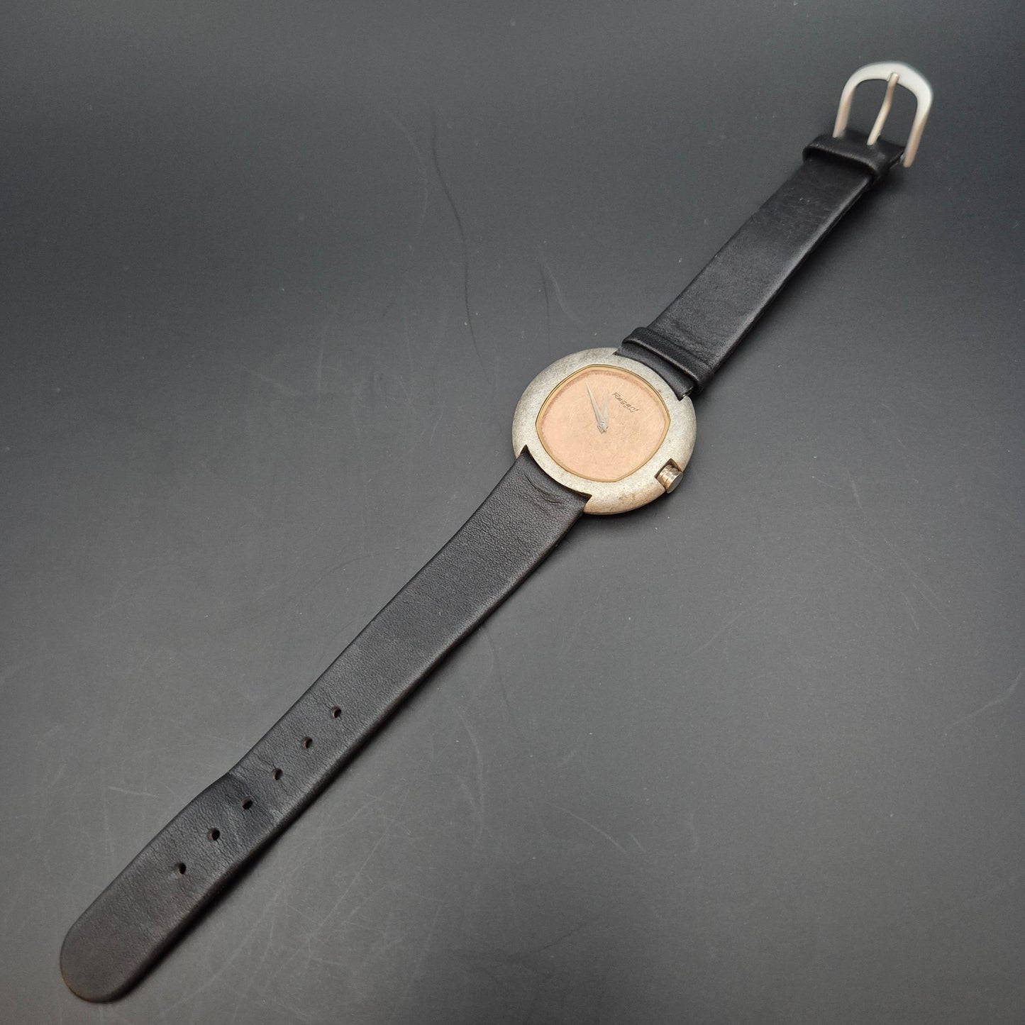 Vintage Regent Herren Uhr – Einzigartiges Design mit Lederarmband