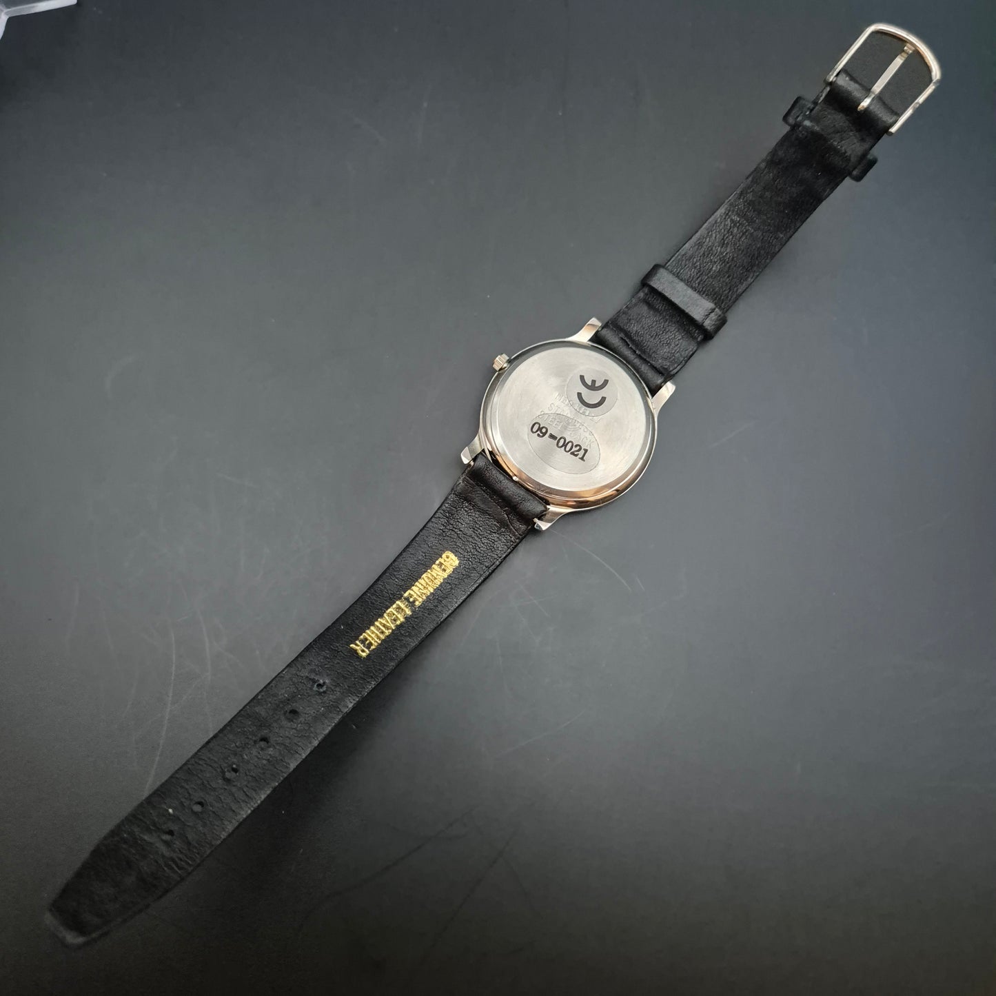 Schlichte Ned Kelly Herren Uhr – Minimalistisches Design mit Lederarmband