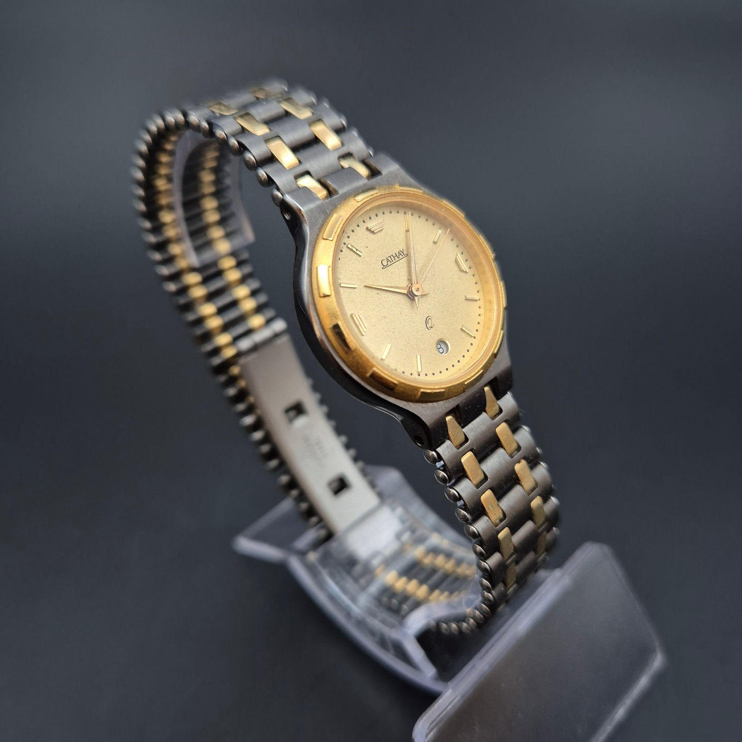 Klassische Cathay Herren Uhr – Bicolor Edelstahlarmband mit Datumsanzeige