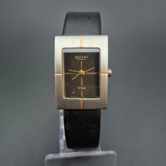 Regent Titan Damen Uhr – Rechteckiges Gehäuse mit Lederarmband