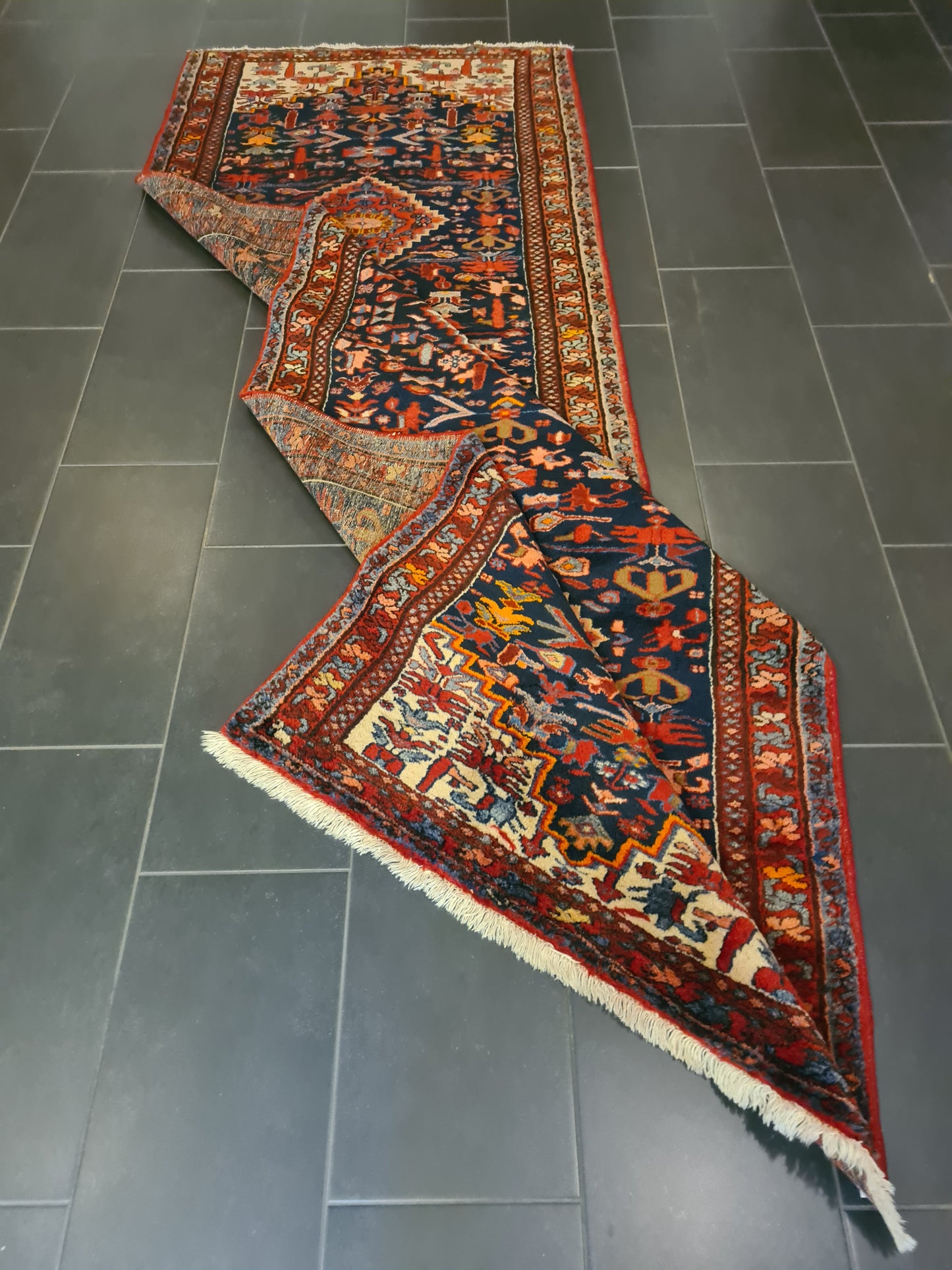 Perserteppich Orientteppich Handgeknüpfter Teppich Malaya 315x115cm