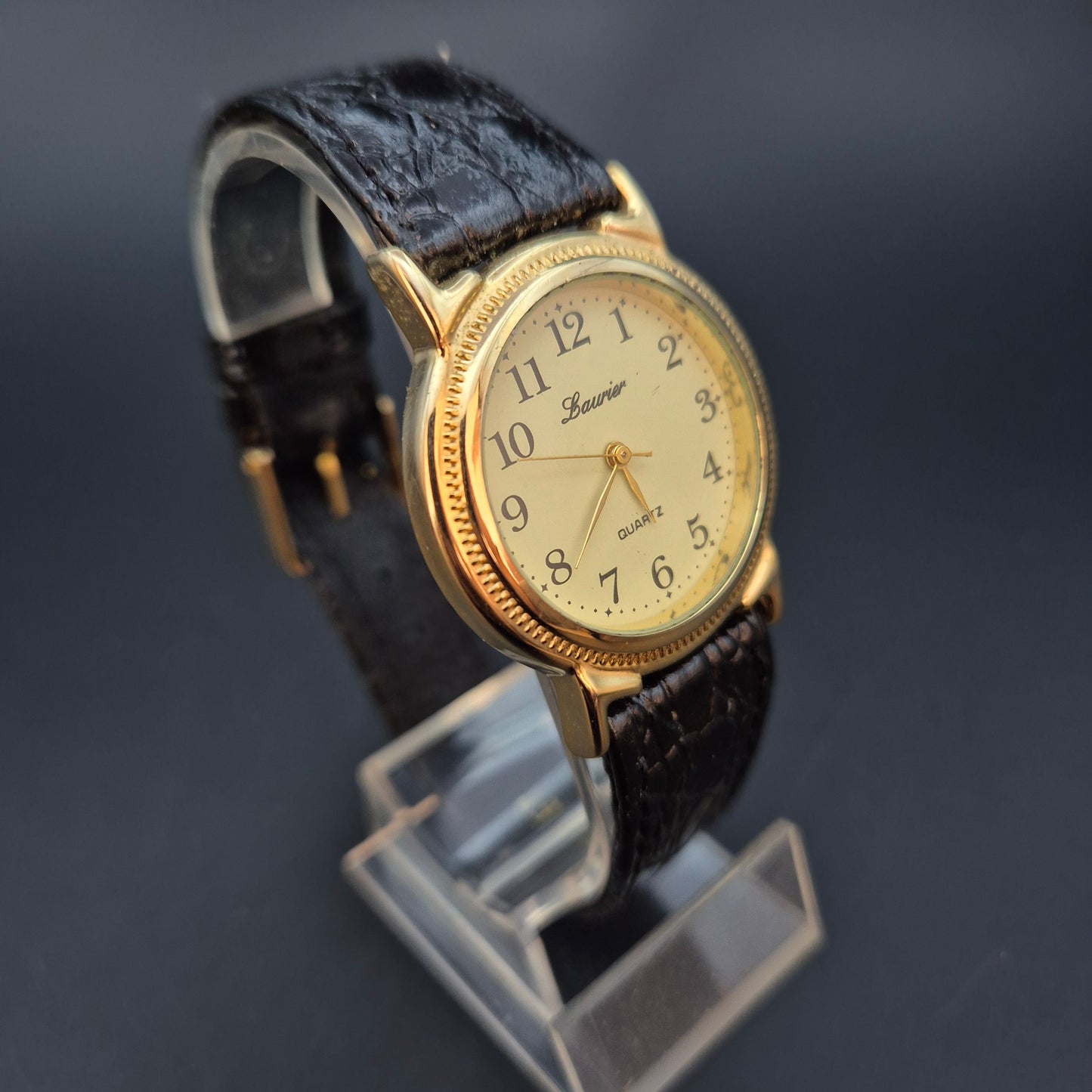Laurier Damen Uhr – Quarz, Goldfarben mit Kroko-Lederarmband