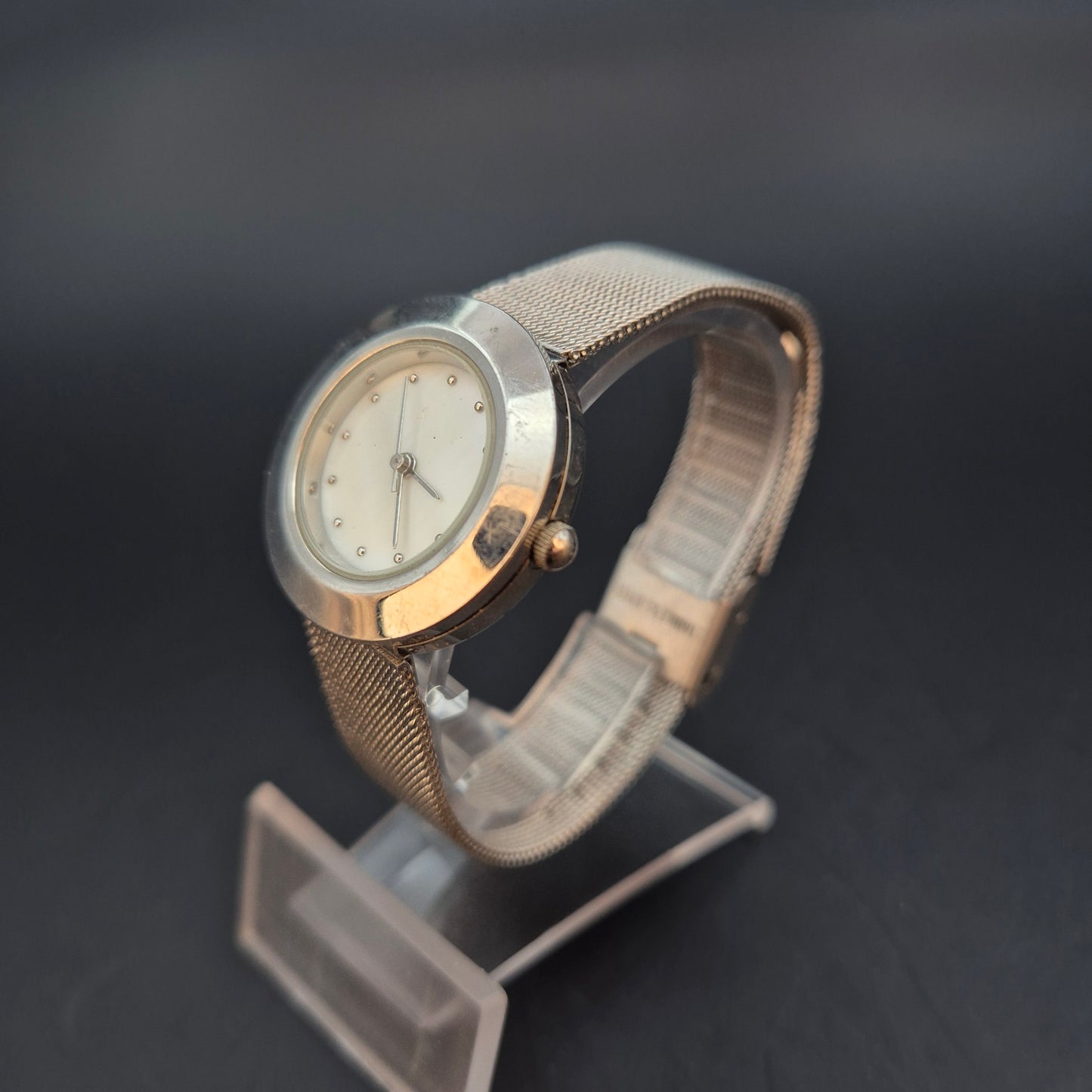 Elegante Damen Uhr – Quarz mit Milanaise-Armband