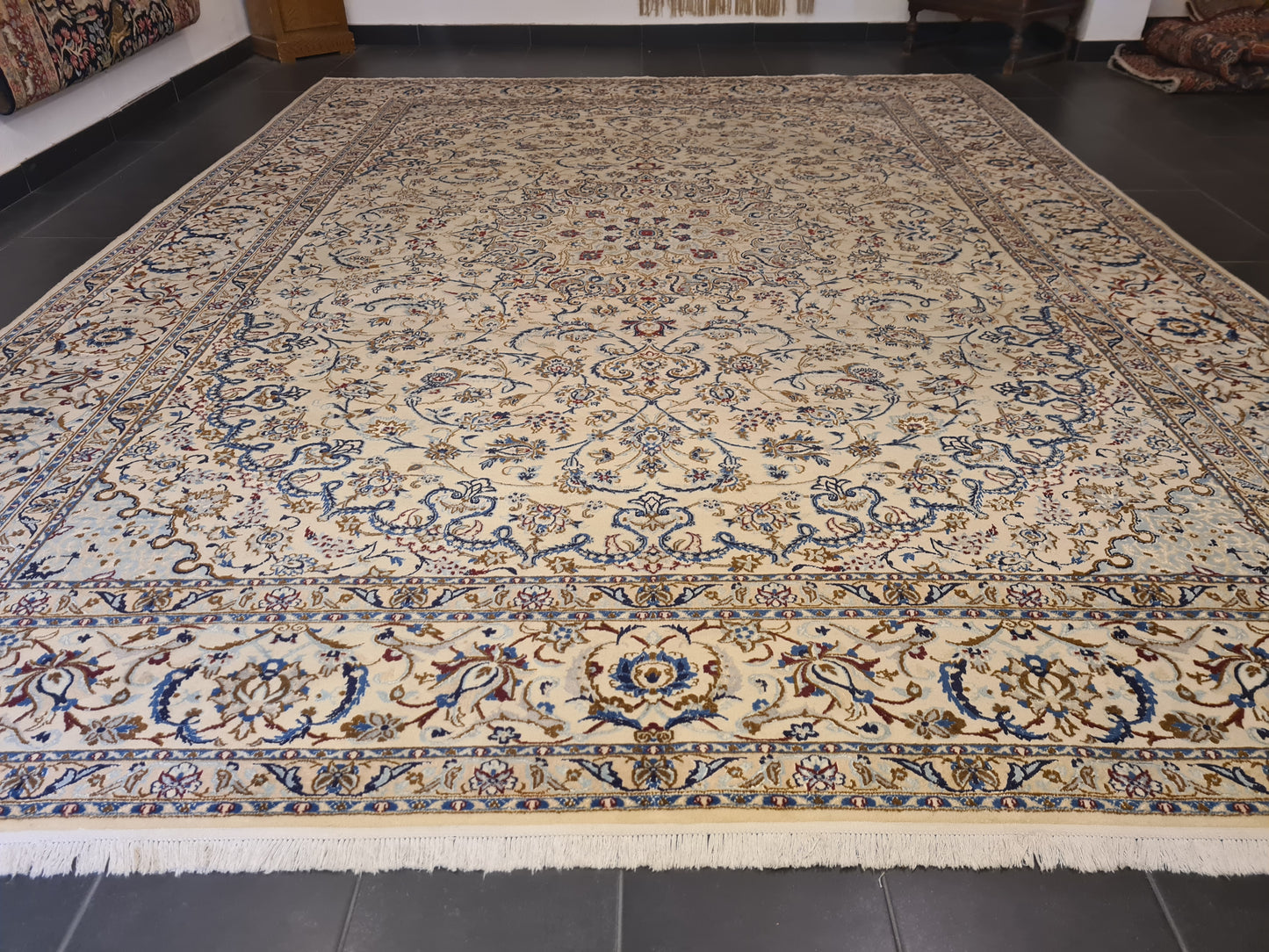 Perserteppich Orientteppich Handgeknüpfter Teppich Nain 9la 410x310cm