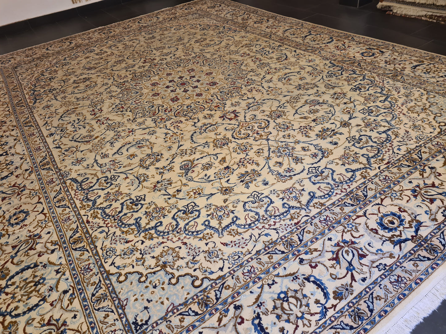 Perserteppich Orientteppich Handgeknüpfter Teppich Nain 9la 410x310cm