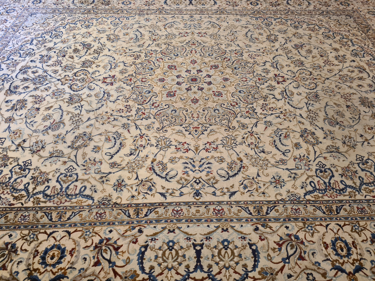 Perserteppich Orientteppich Handgeknüpfter Teppich Nain 9la 410x310cm