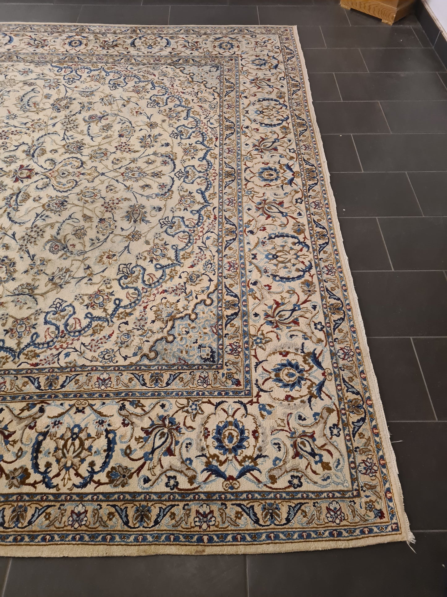Perserteppich Orientteppich Handgeknüpfter Teppich Nain 9la 410x310cm