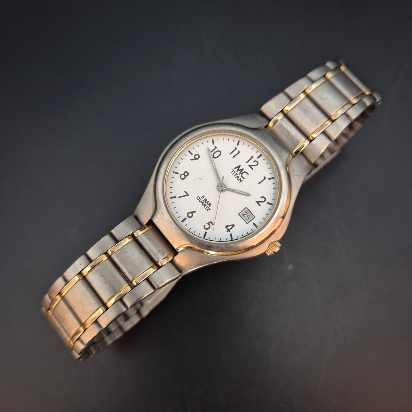 MC Titan Damen Uhr – Quarz mit Datum, 5 Bar wasserdicht