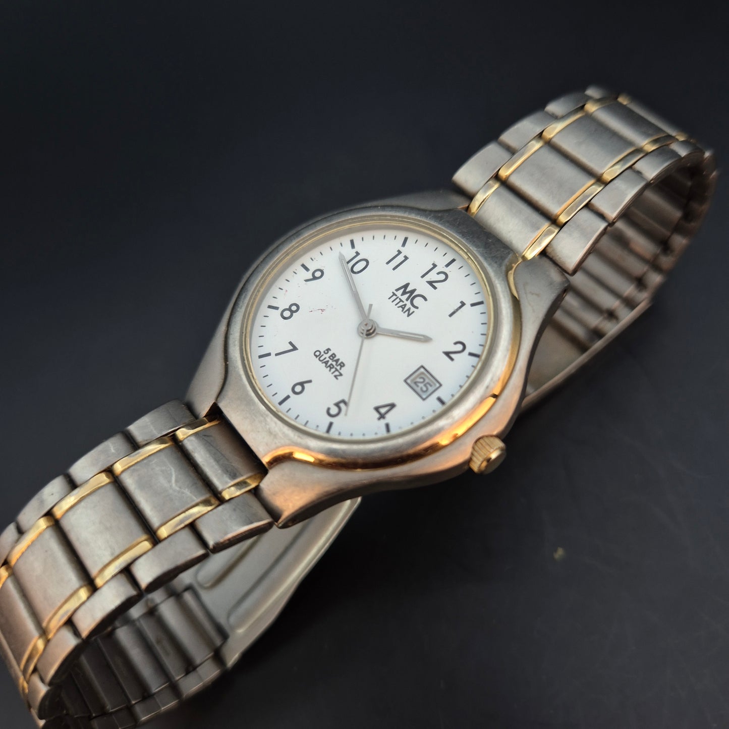 MC Titan Damen Uhr – Quarz mit Datum, 5 Bar wasserdicht