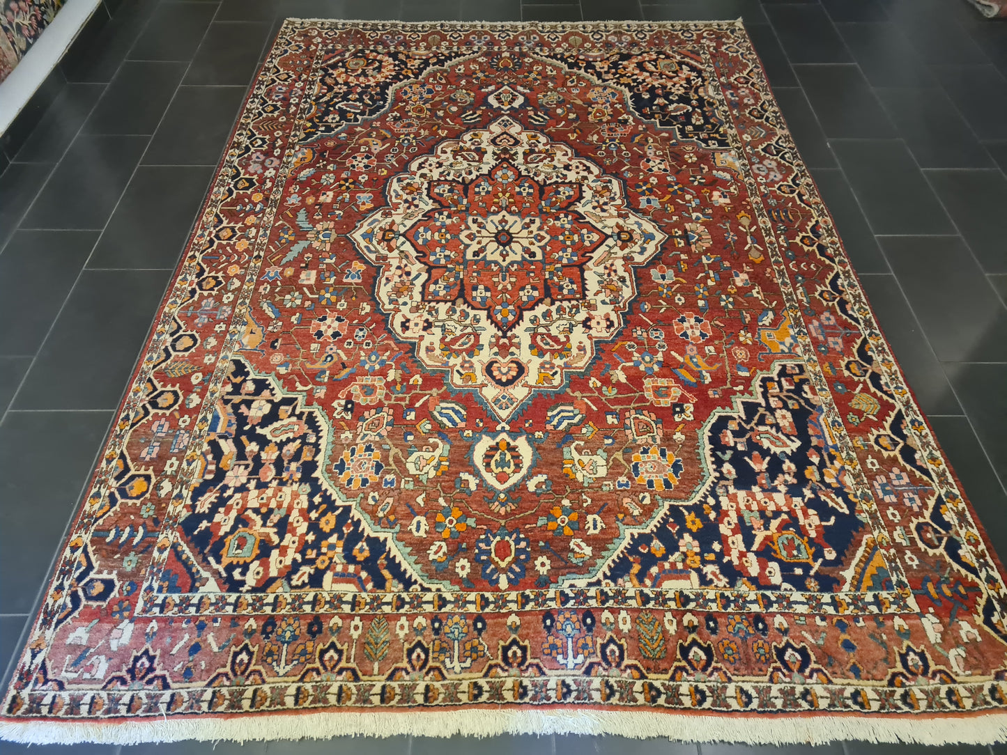 Perserteppich Orientteppich Handgeknüpfter Teppich Bachtiar 330x230cm