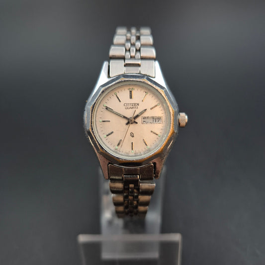 Citizen Damen Uhr – Quarz mit Datum, Edelstahl