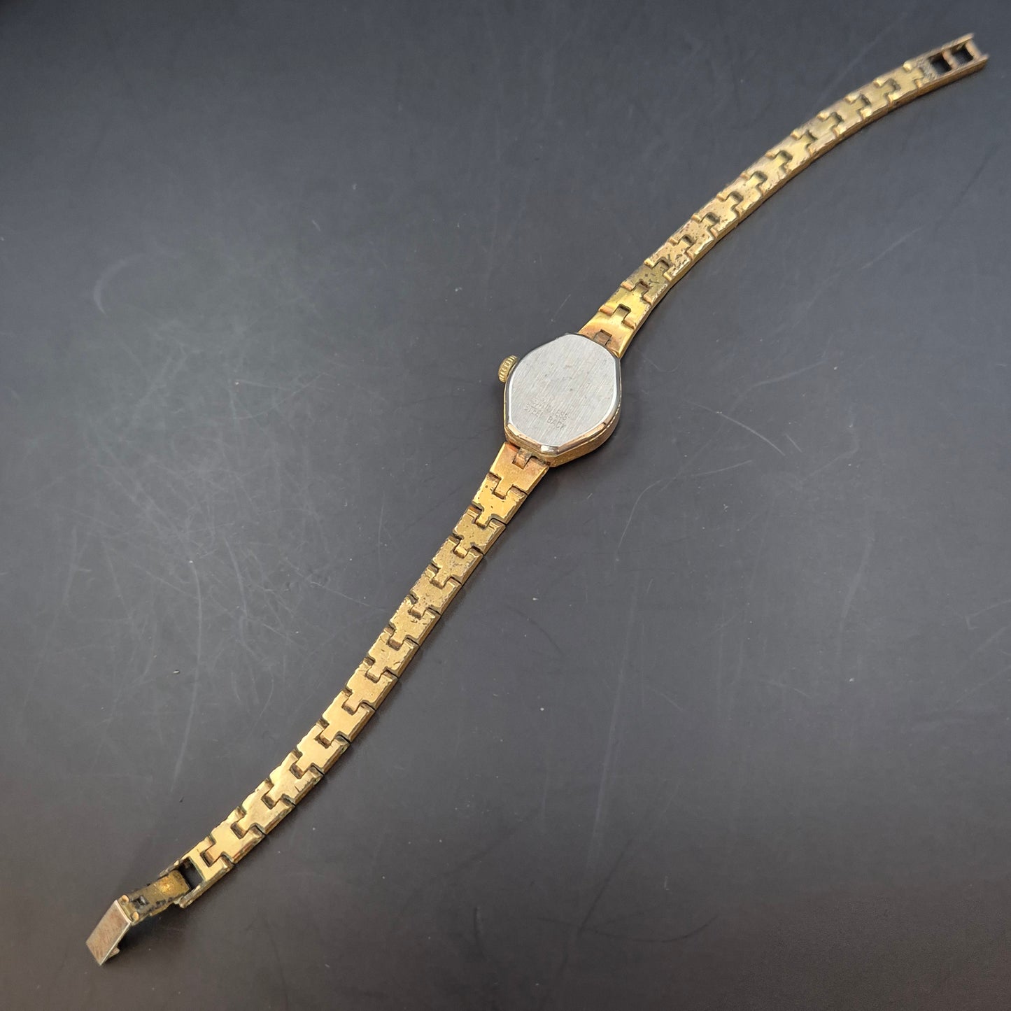 Superia Damen Uhr – Vintage, 17 Rubis, Goldfarben