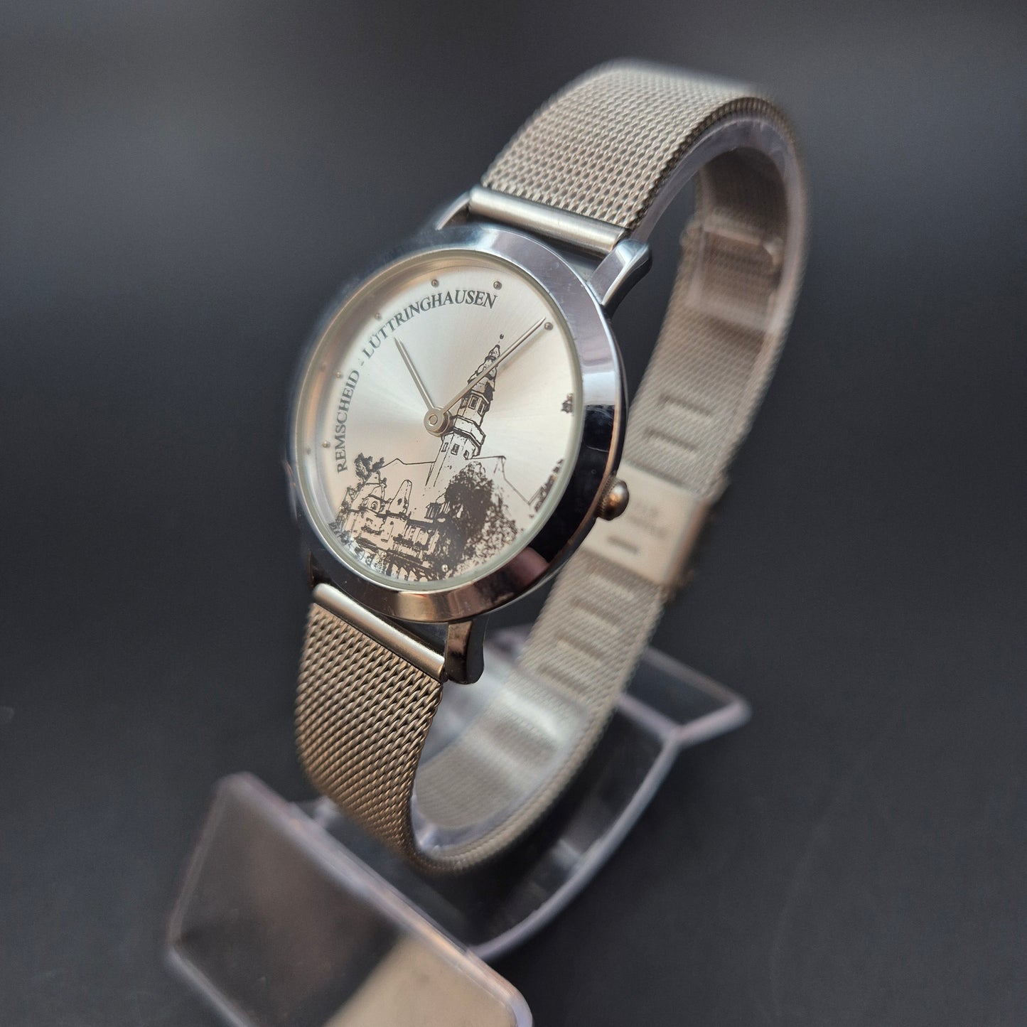 ENKO Germany Damen Uhr Quarz Milanaise-Armband