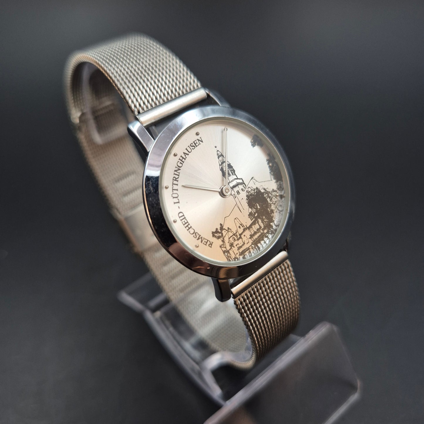 ENKO Germany Damen Uhr Quarz Milanaise-Armband