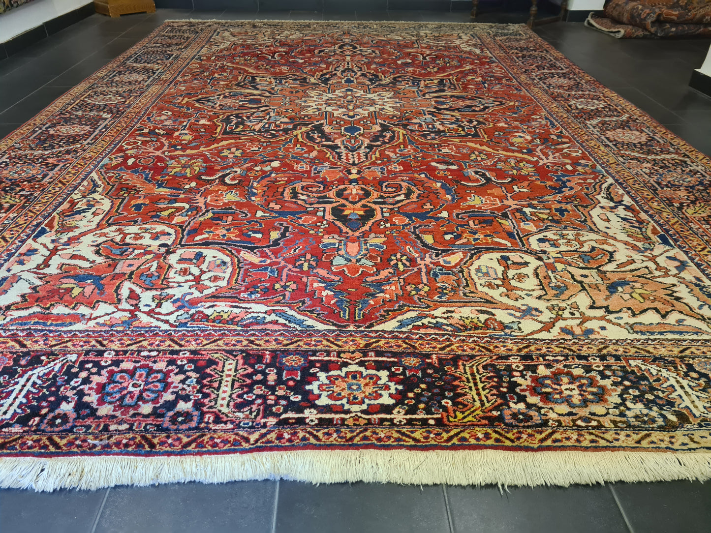 Perserteppich Orientteppich Handgeknüpfter Teppich Heris 430x300cm