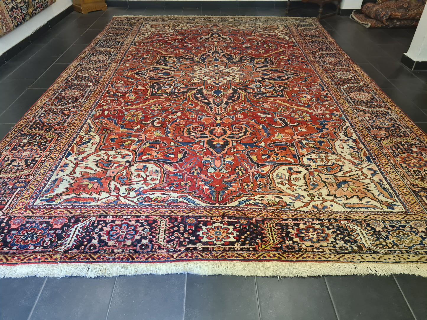 Perserteppich Orientteppich Handgeknüpfter Teppich Heris 430x300cm