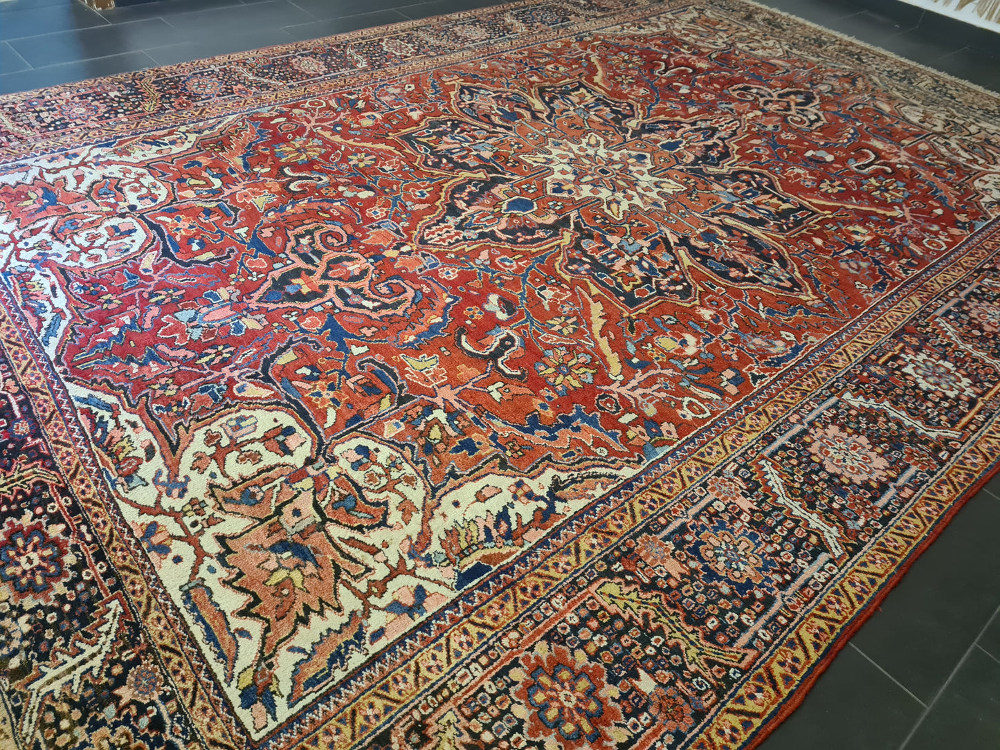 Perserteppich Orientteppich Handgeknüpfter Teppich Heris 430x300cm