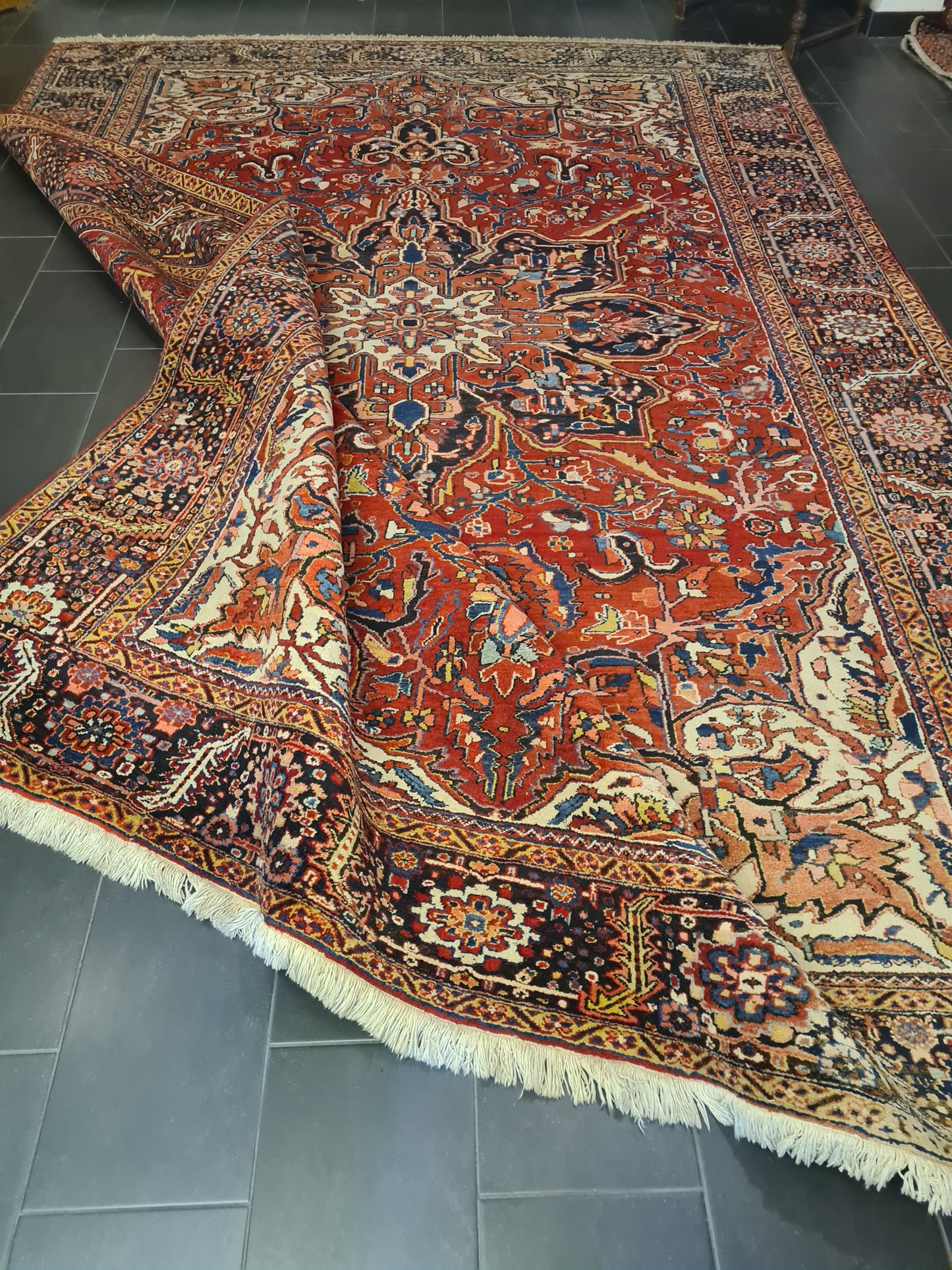 Perserteppich Orientteppich Handgeknüpfter Teppich Heris 430x300cm