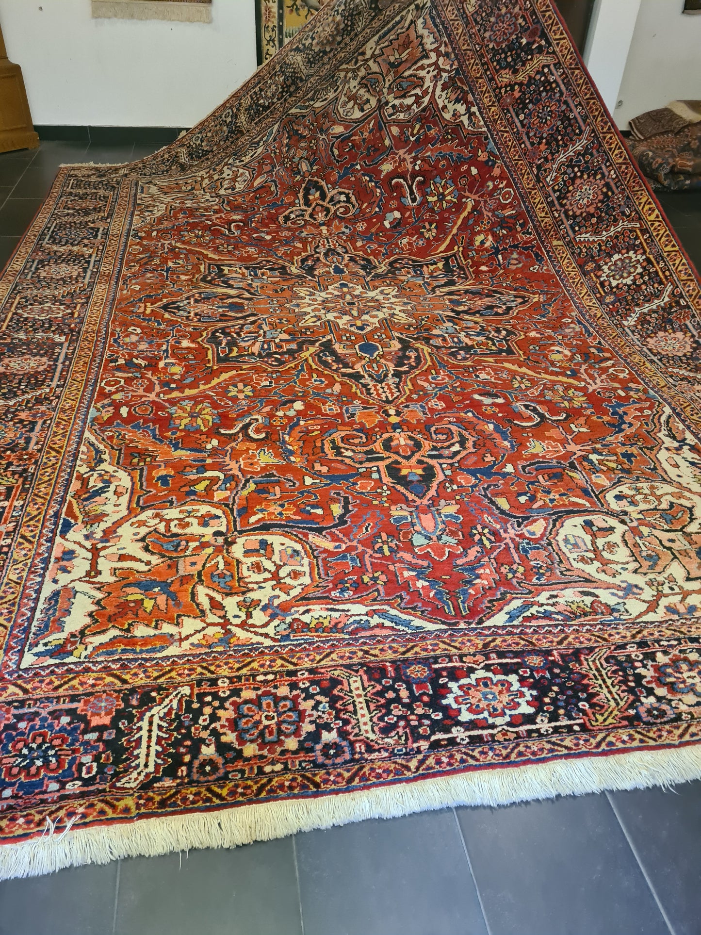 Perserteppich Orientteppich Handgeknüpfter Teppich Heris 430x300cm