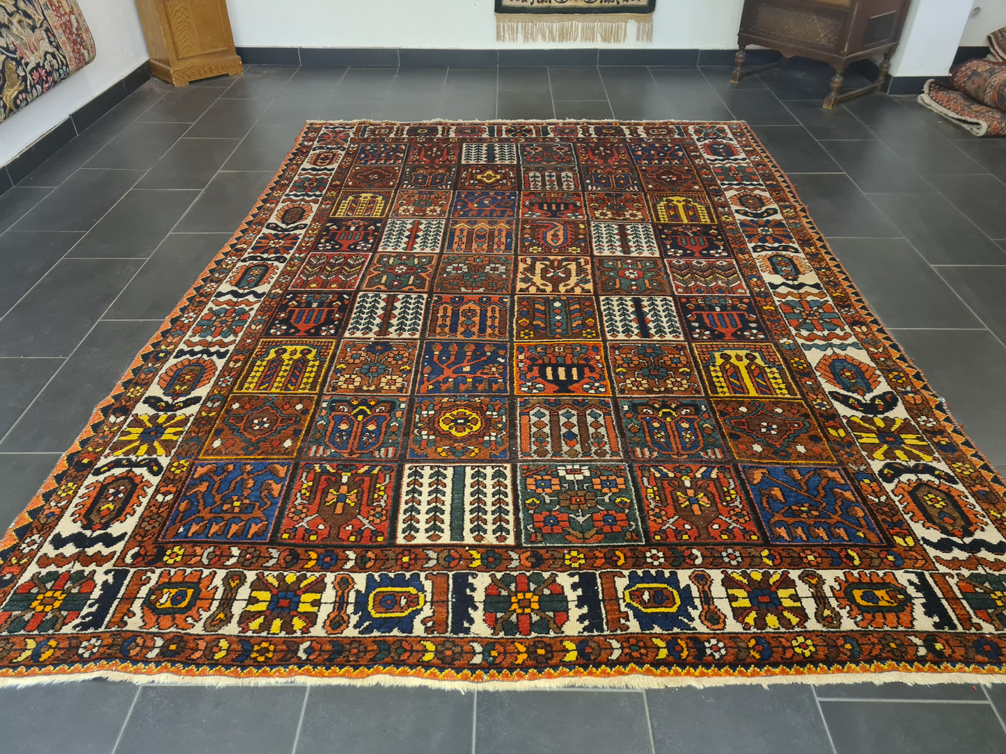 Perserteppich Orientteppich Handgeknüpfter Teppich Bachtiar 305x230cm